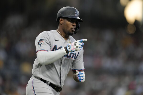 Jorge Soler and San Francisco Giants finalize 42 million 3 year